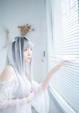 青青草原伊人_国产剧免费播放