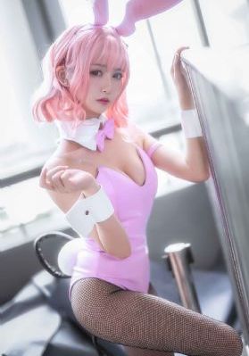 国产精品美女自在线观看免费_无删减在线播放
